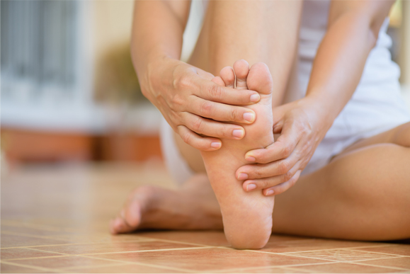 Foot Pain Treatment & Relief in the Nassau County, NY: Massapequa (Hempstead, Levittown, Wantagh, East Meadow, Merrick, North Bellmore, Roosevelt, Bellmore, South Farmingdale, North Merrick) and Sufolk County, NY: West Babylon, Lindenhurst, Copiague, North Amityville areas