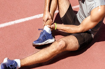 sports podiatrist in the Nassau County, NY: Massapequa (Hempstead, Levittown, Wantagh, East Meadow, Merrick, North Bellmore, Roosevelt, Bellmore, South Farmingdale, North Merrick) and Sufolk County, NY: West Babylon, Lindenhurst, Copiague, North Amityville areas